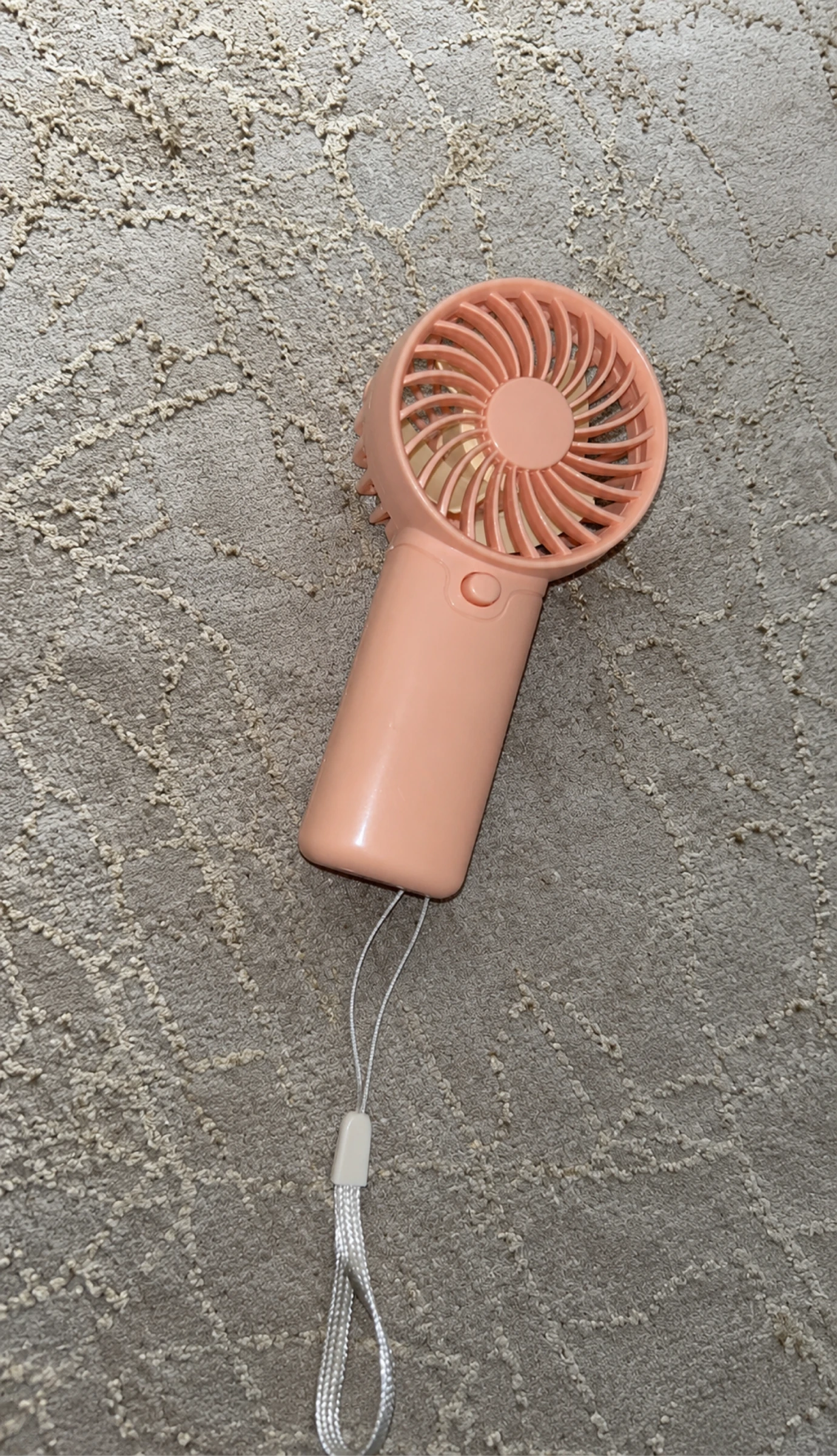 Mini ventilateur à piles 